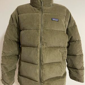 Patagonia Green Corduroy Puffer Jacket, like new!